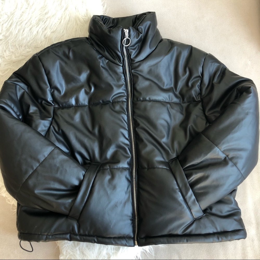 Women's Black Puffer Jacket